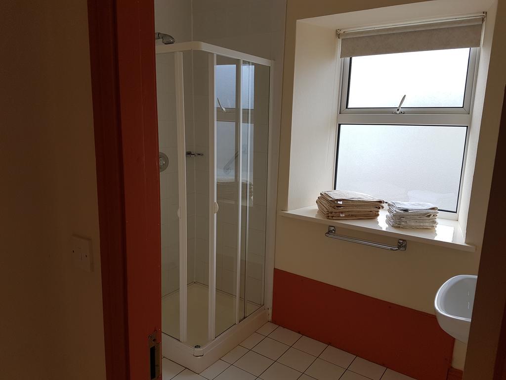 Myles Creek Hotell Kilkee Eksteriør bilde