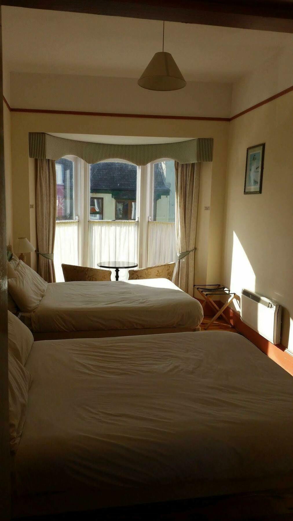 Myles Creek Hotell Kilkee Eksteriør bilde